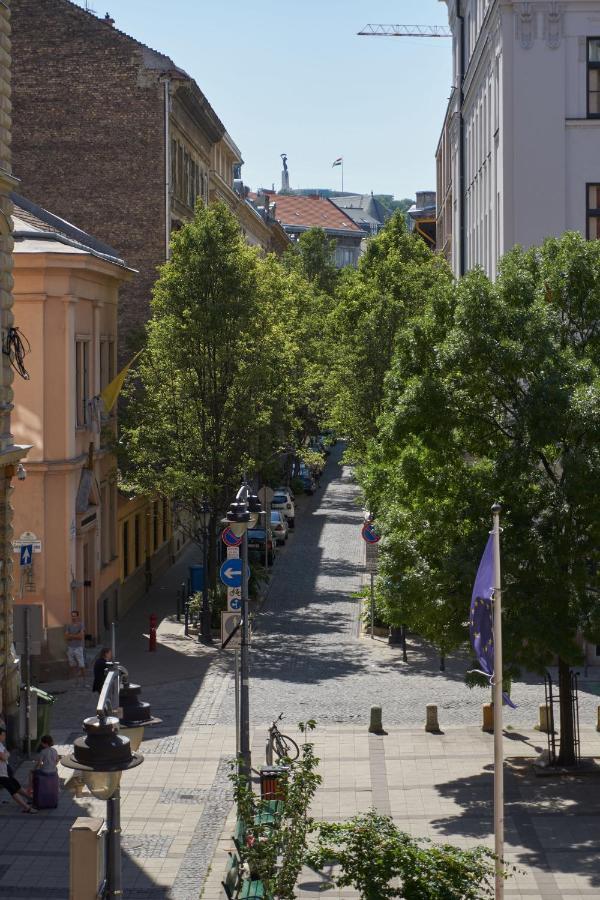 Ili apartment Budapest Bagian luar foto